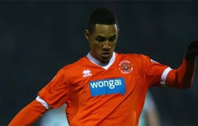 Swansea chưa hỏi mua Tom Ince